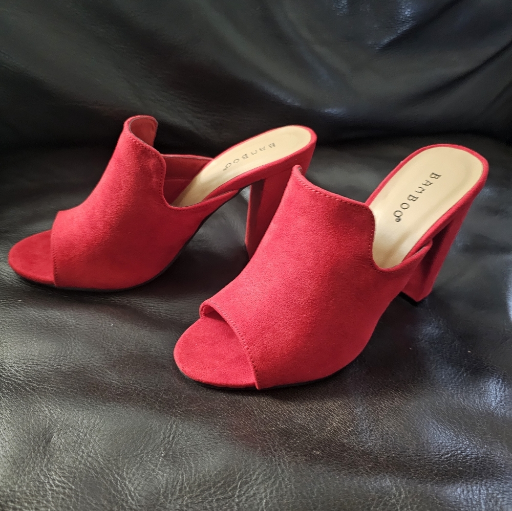 BAMBOO Red Suede Mules with Chunky Block Heel, Sz 7.5, New, Never Worn....
